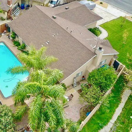 11640 Gothic Avenue Villa